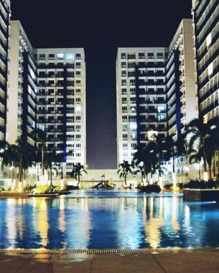 Rhm Sea Residences Condostaycation Moa,Smx Pasay Dış mekan fotoğraf