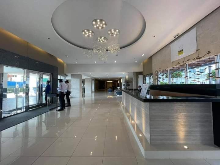 Rhm Sea Residences Condostaycation Moa,Smx Pasay Dış mekan fotoğraf